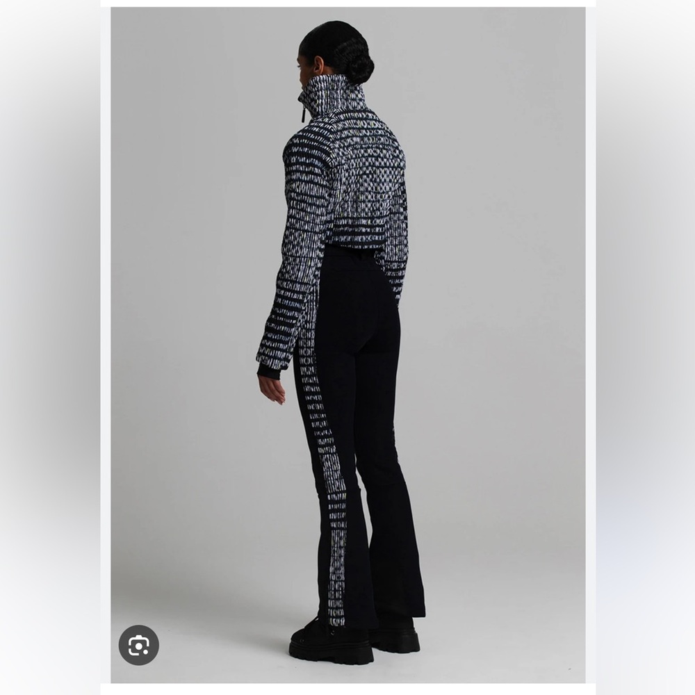 Cordova Stylish Black Women's Ski / Snowboard Suit - Picture 4 of 13